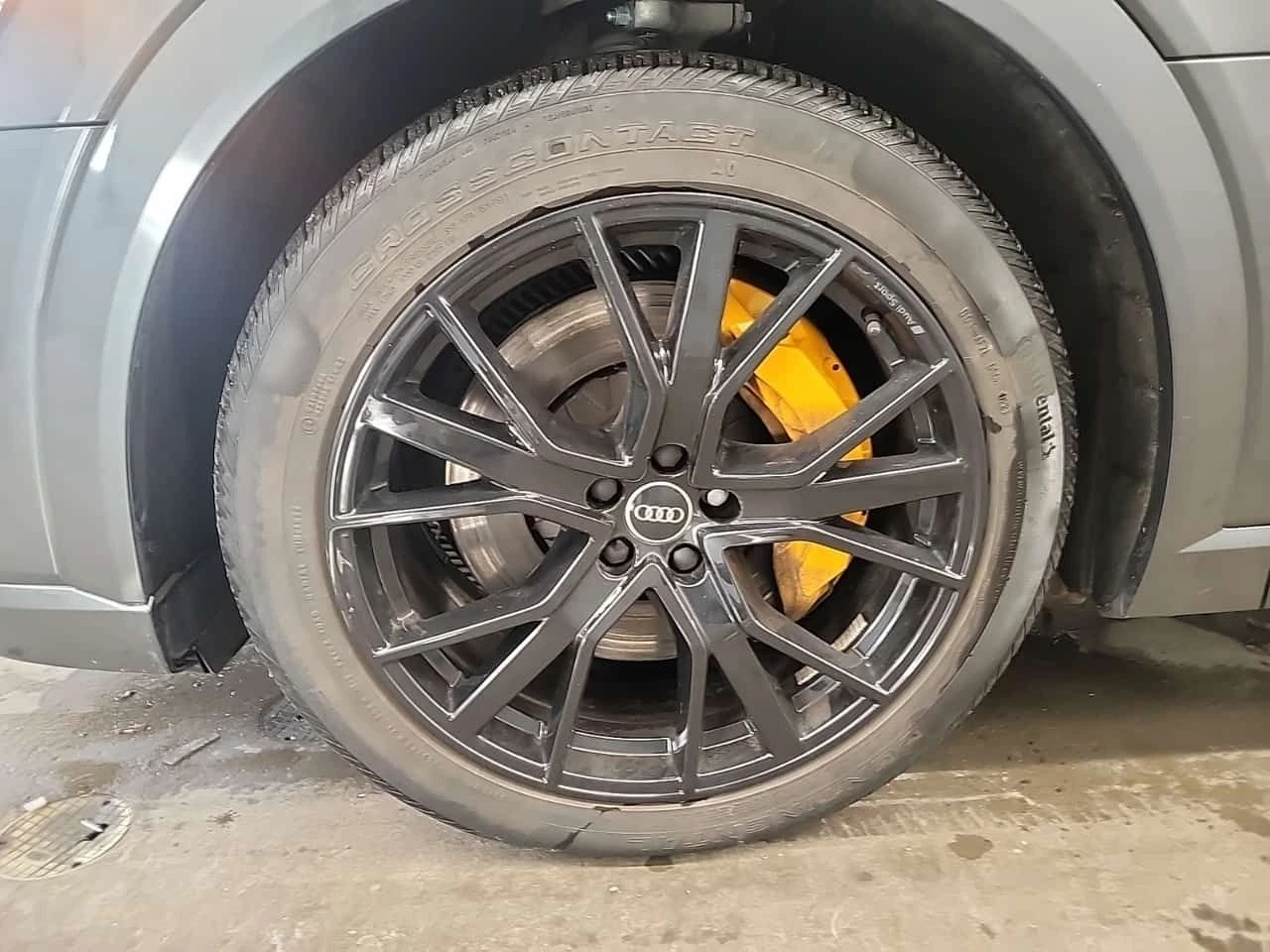 Audi E-Tron SPORTBACK TECHNIK * 360* PANO* HEADUP* CARFAX *  | Mobile.bg � ����������� 17