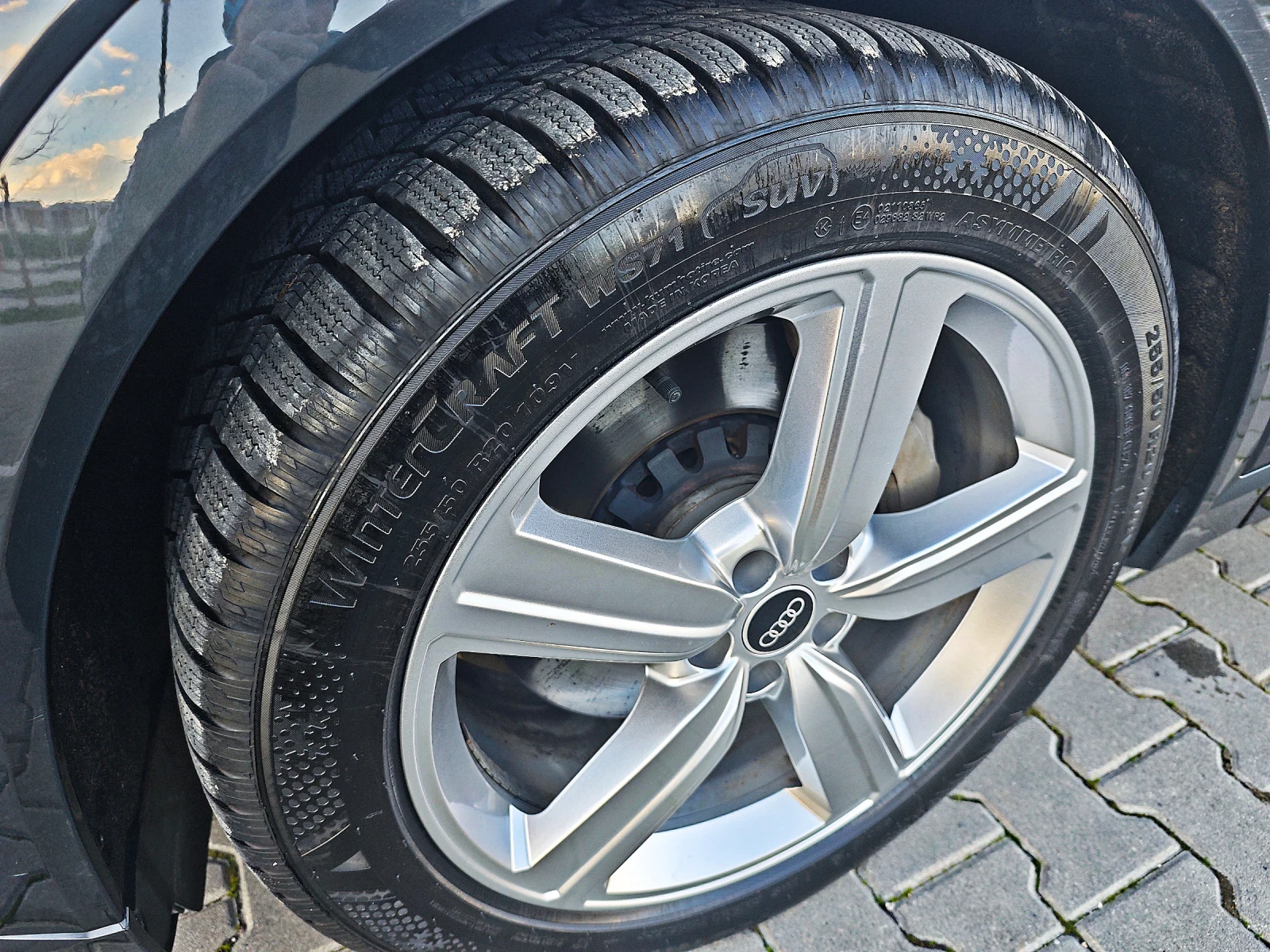 Audi E-Tron ПАНОРАМНА* КОЖА* 4Х4* ФУЛ* ГАРАНЦИЯ* НОВА, снимка 16 - Автомобили и джипове - 53837795