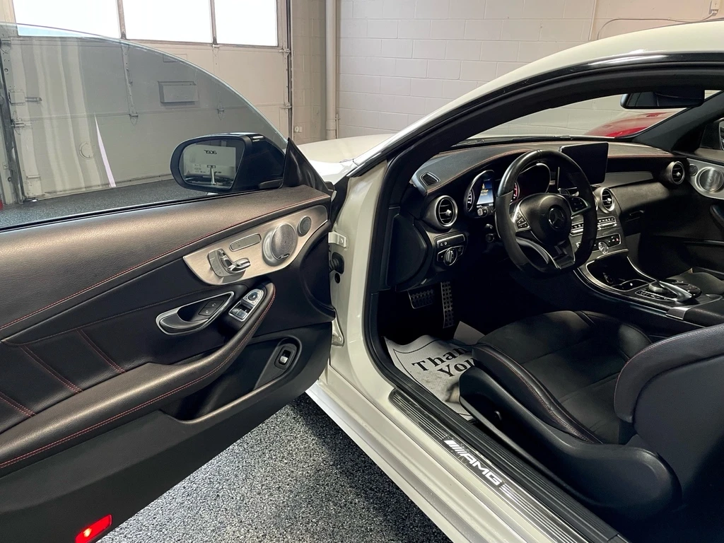 Mercedes-Benz C 43 AMG 4MATIC/AMG PKG/NAVI/Line Ass/LEATHER/PANO , снимка 6 - Автомобили и джипове - 53929056