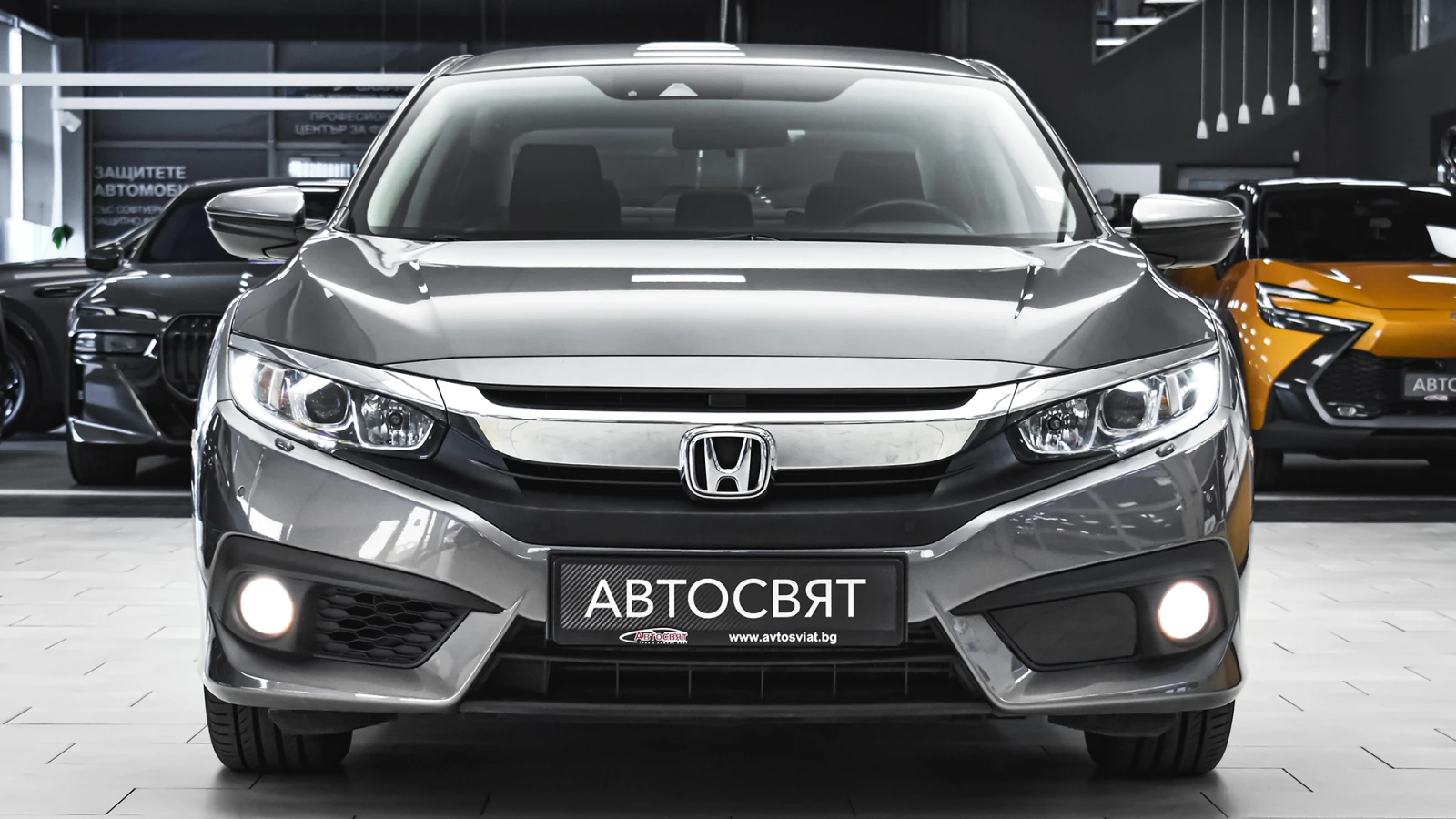 Honda Civic Elegance Sedan 1.5 VTEC Turbo Automatic, снимка 2 - Автомобили и джипове - 55402276