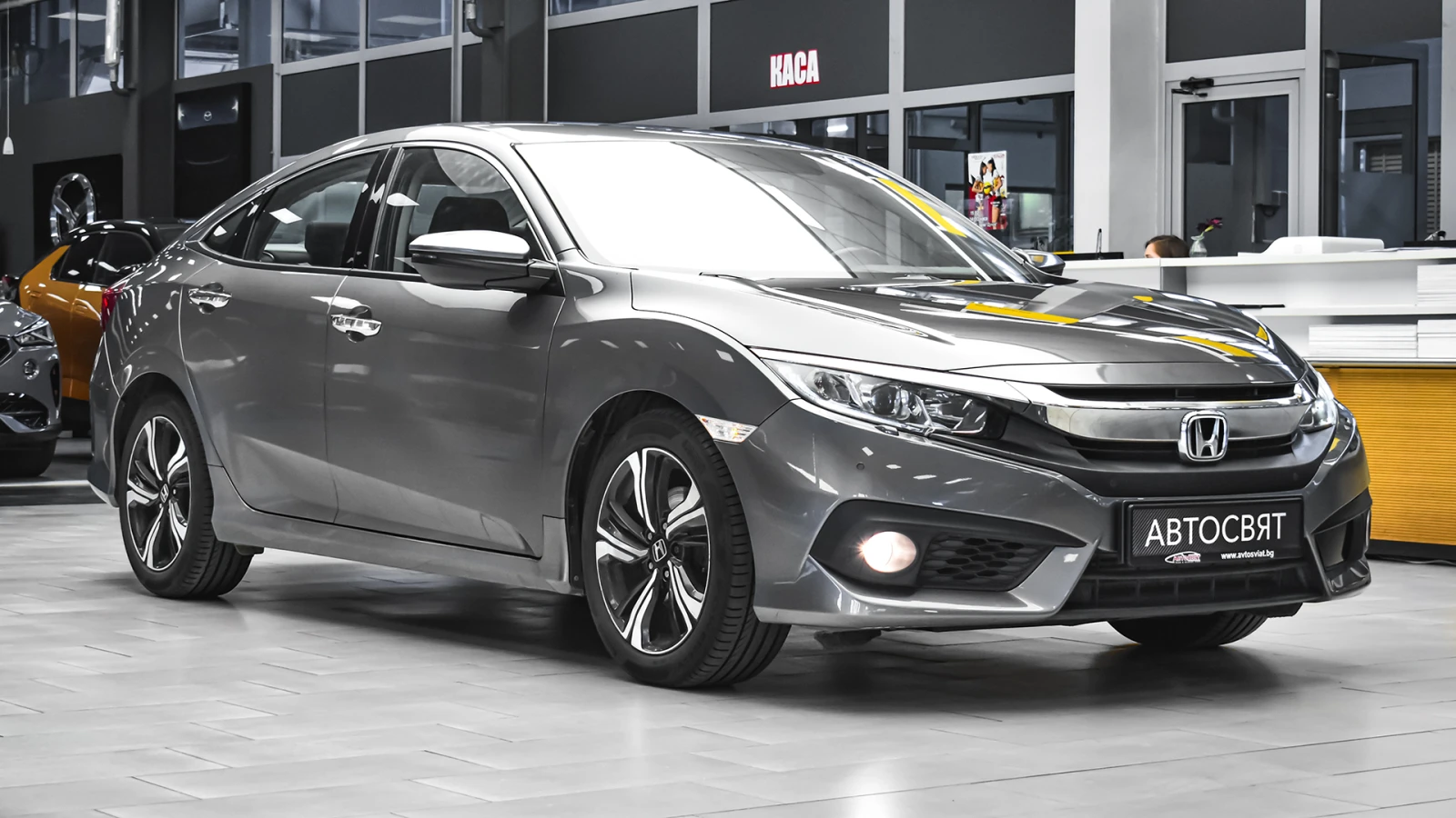Honda Civic Elegance Sedan 1.5 VTEC Turbo Automatic, снимка 5 - Автомобили и джипове - 55402276