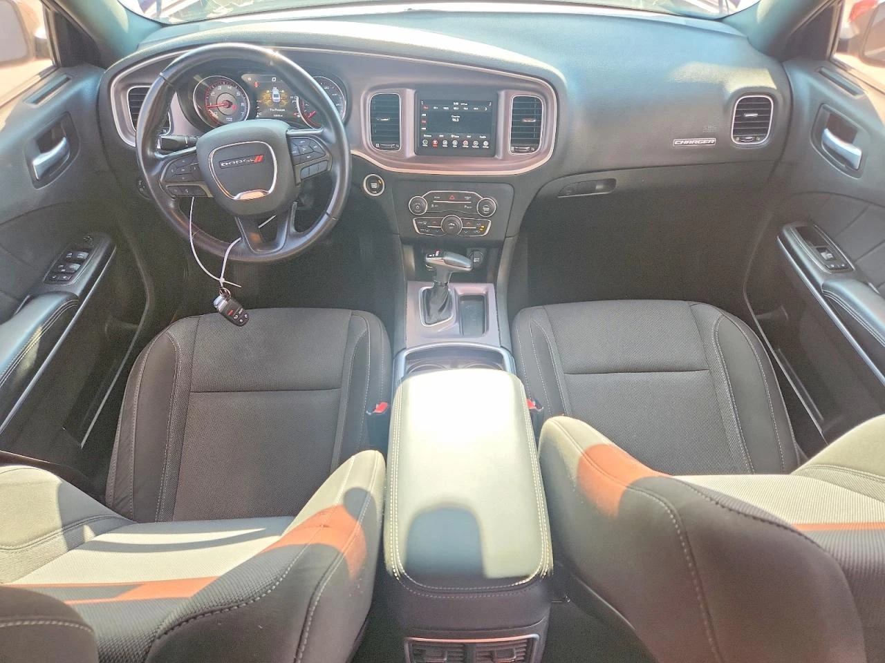 Dodge Charger Sxt, снимка 8 - Автомобили и джипове - 55464709