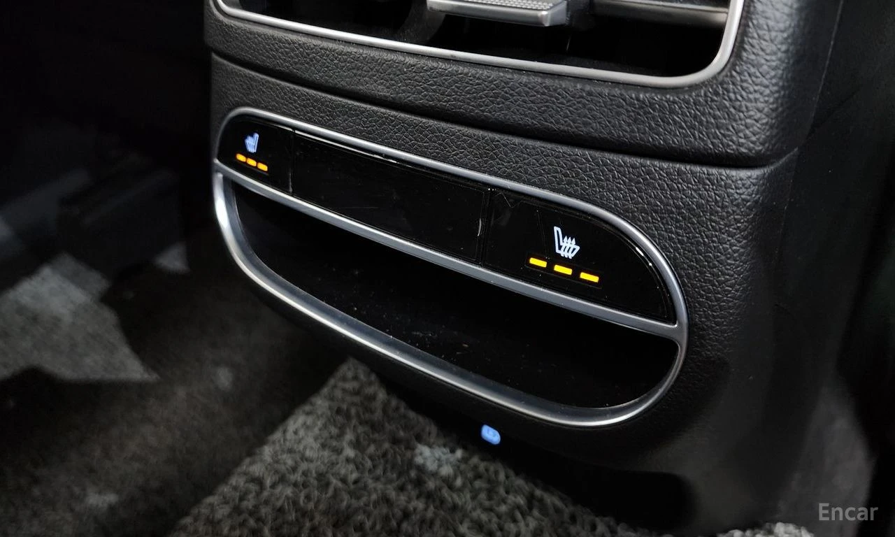 Genesis GV70 2.2D AWD* DISTRONIC* 360* ПОДГРЕВ* ОБДУХВАНЕ* , снимка 15 - Автомобили и джипове - 55691126
