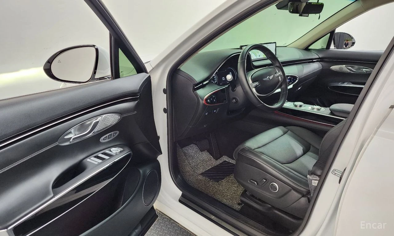Genesis GV70 2.2D AWD* DISTRONIC* 360* ПОДГРЕВ* ОБДУХВАНЕ* , снимка 6 - Автомобили и джипове - 55691126