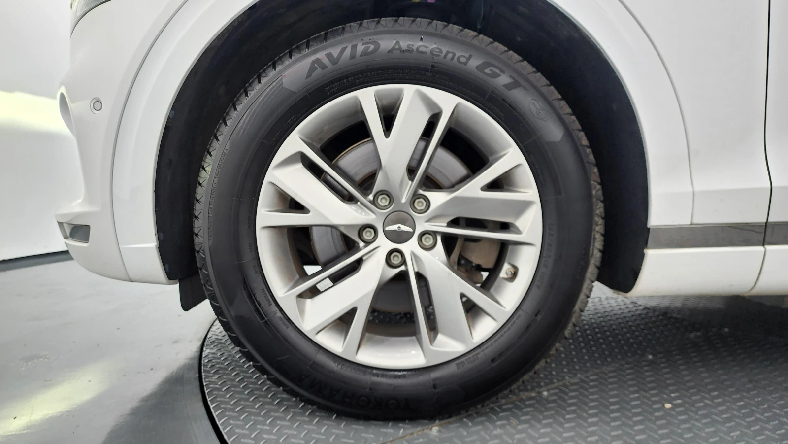 Genesis GV70 2.2D AWD* DISTRONIC* 360* ПОДГРЕВ* ОБДУХВАНЕ* , снимка 5 - Автомобили и джипове - 55691126