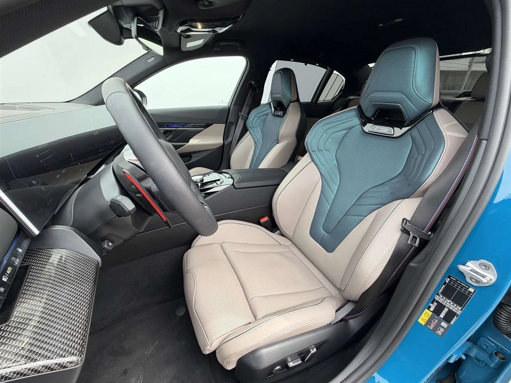 BMW M5 Sedan, снимка 9 - Автомобили и джипове - 55895565