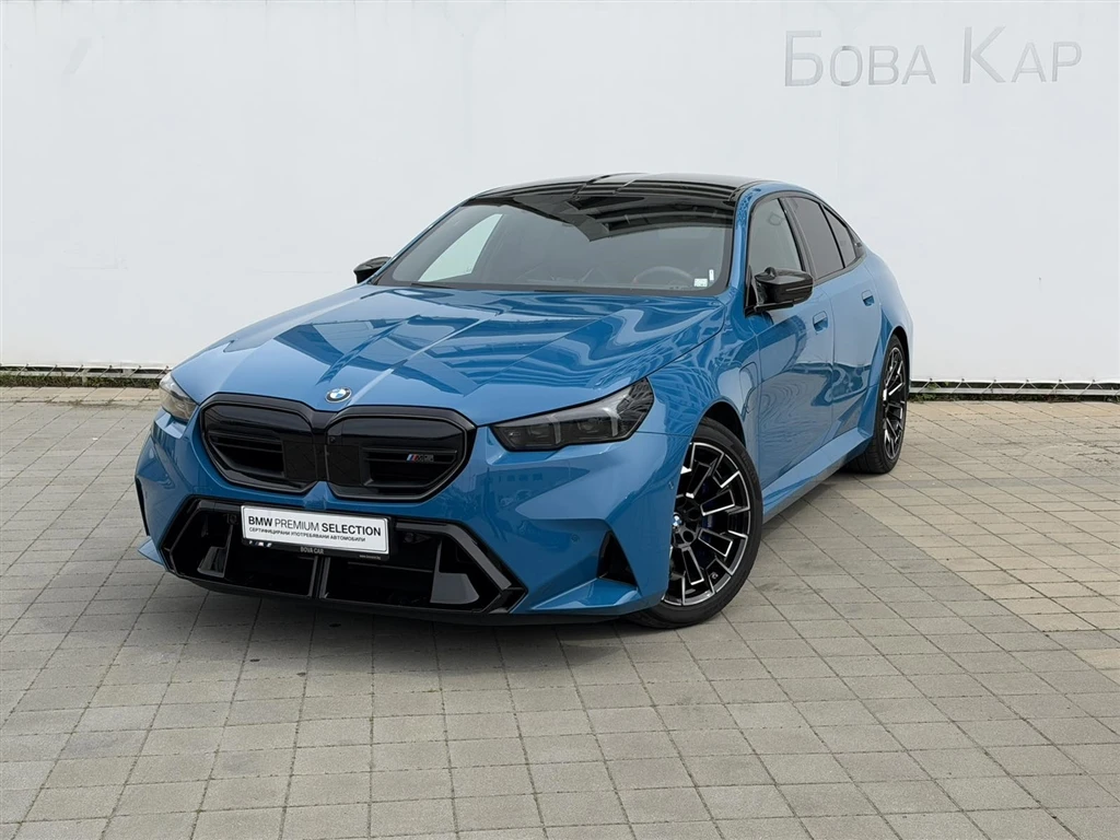 BMW M5 Sedan