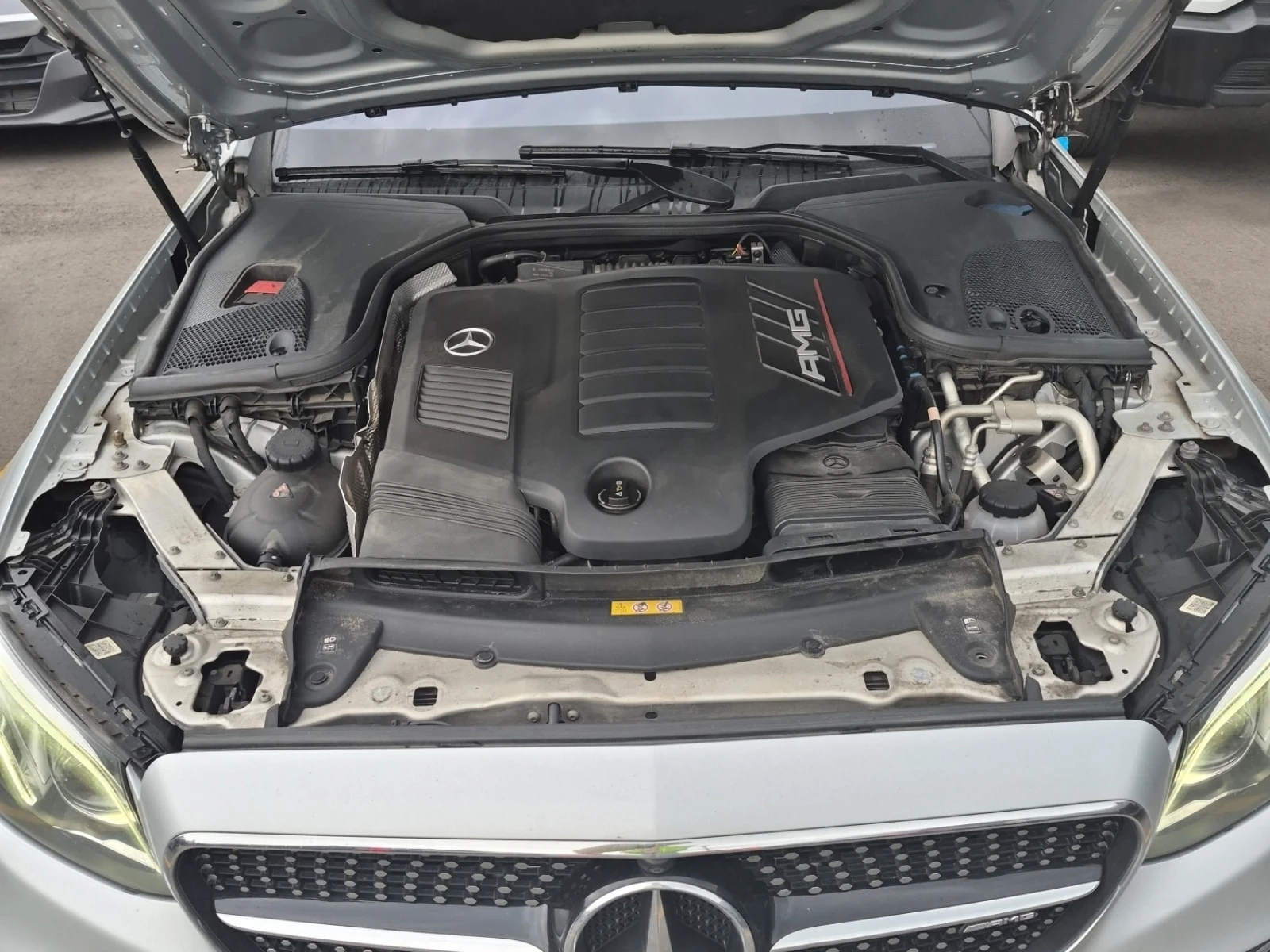 Mercedes-Benz E 53 AMG * ОБДУХВАНЕ * CARFAX * , снимка 16 - Автомобили и джипове - 56094951