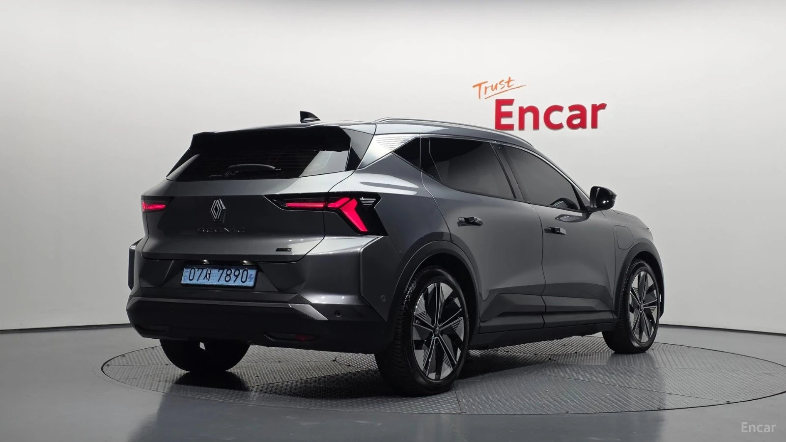 Renault Scenic Techno Plus Long Range FWD, снимка 2 - Автомобили и джипове - 56113552