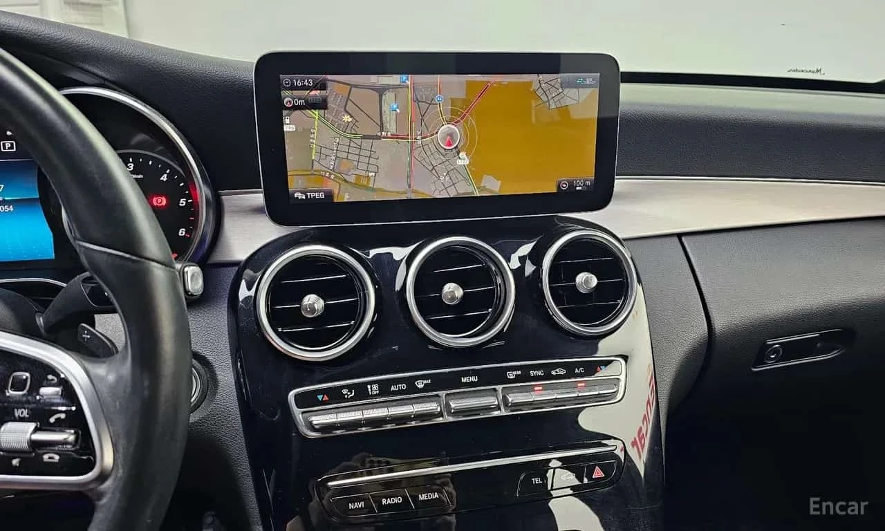 Mercedes-Benz C 220 d 4MATIC * ФИНАНСИРАНЕ, снимка 14 - Автомобили и джипове - 56341664