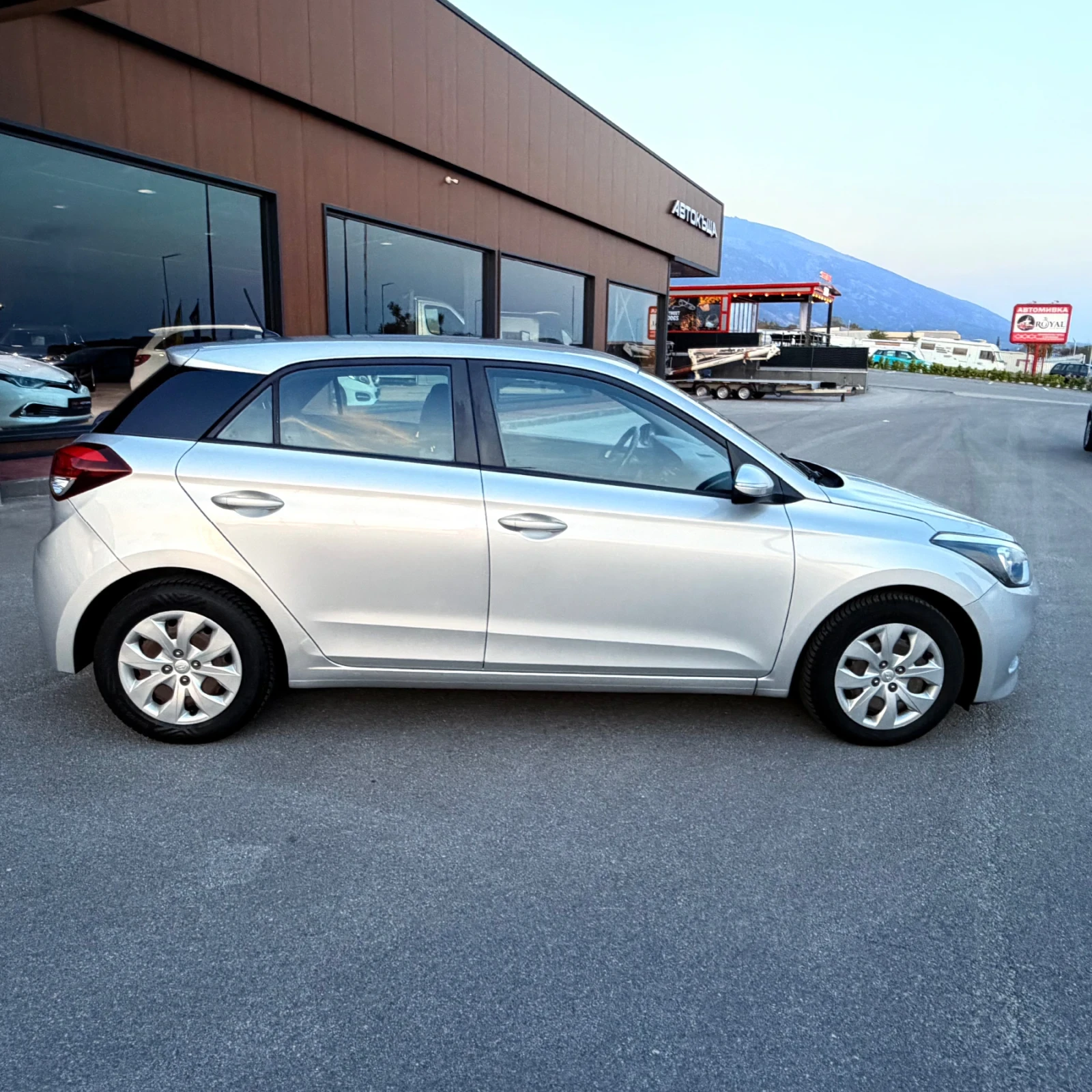Hyundai I20 1.4-100�.�.;Automat;���� ������ | Mobile.bg � ����������� 4