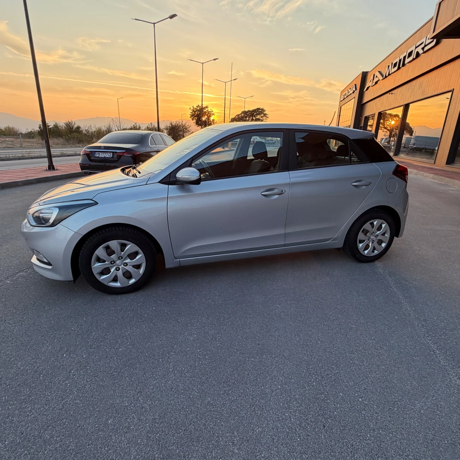 Hyundai I20 1.4-100�.�.;Automat;���� ������ | Mobile.bg � ����������� 2
