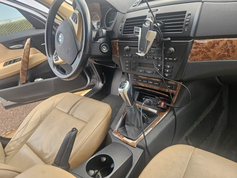 BMW X3 2.0 D, снимка 10 - Автомобили и джипове - 46736510