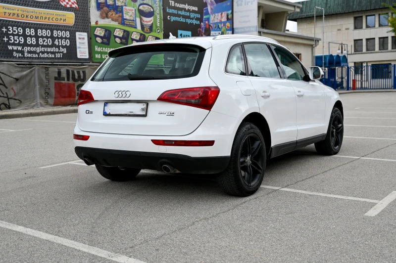 Audi Q5, снимка 7 - Автомобили и джипове - 47330358