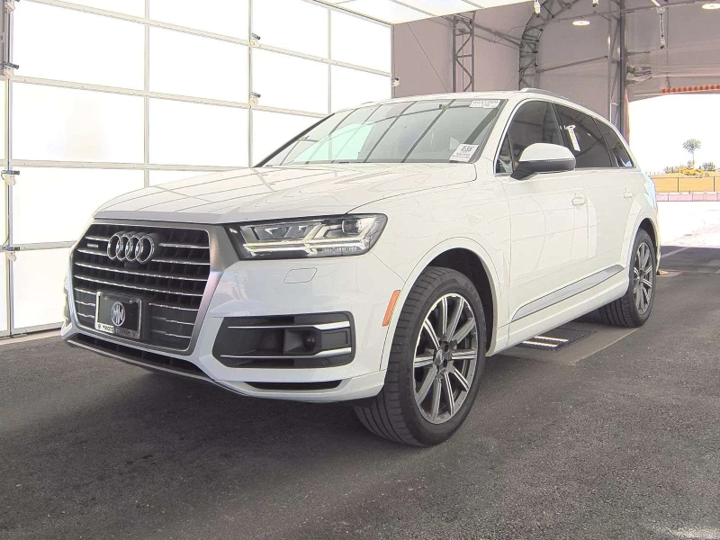 Audi Q7 3.0 T Prestige, снимка 1 - Автомобили и джипове - 49131313