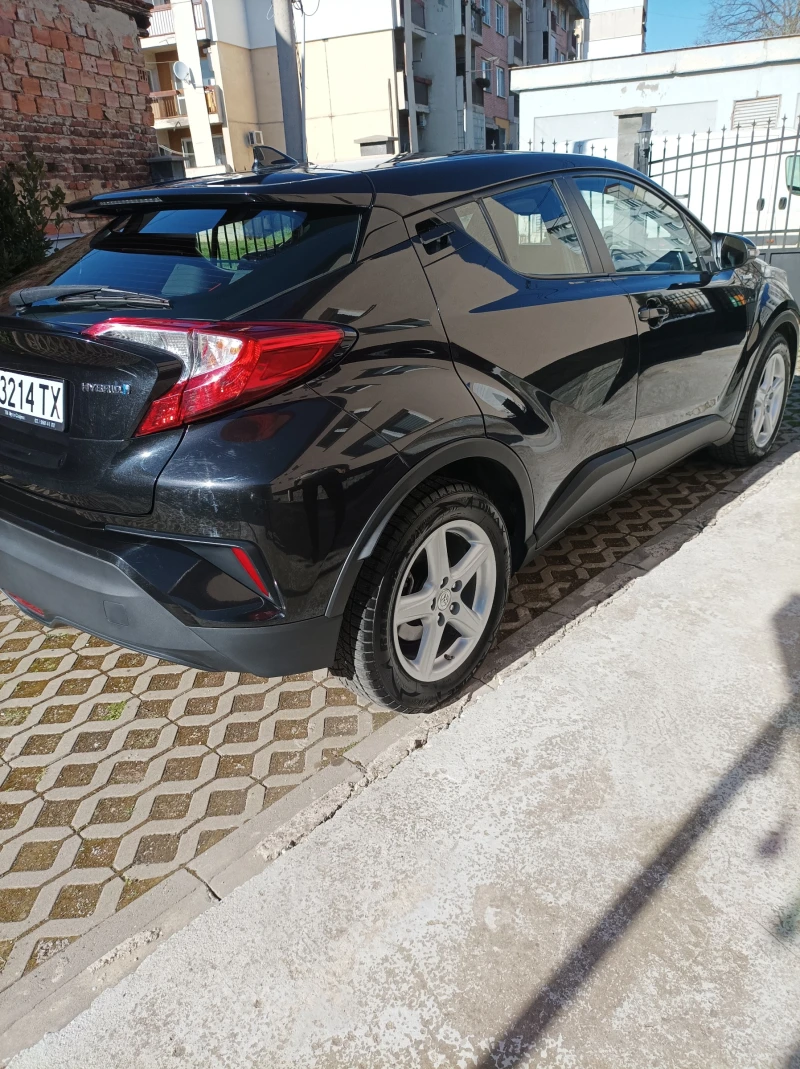 Toyota C-HR Hybrid , снимка 3 - Автомобили и джипове - 49574598