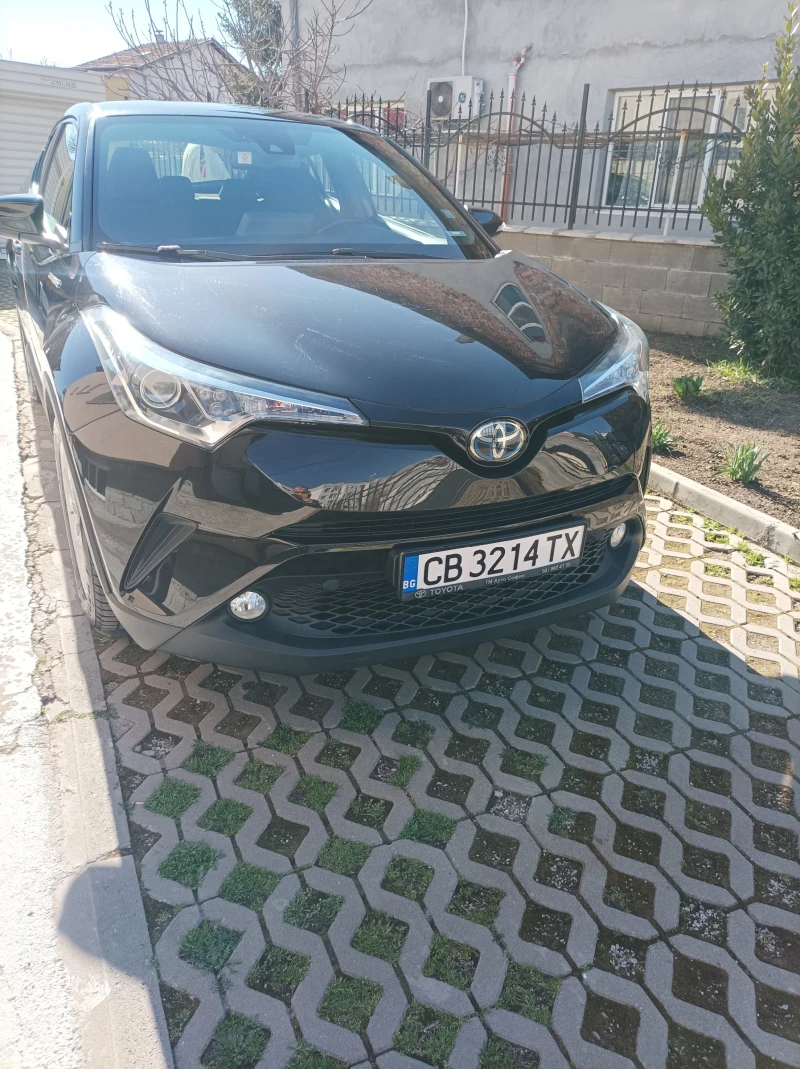 Toyota C-HR Hybrid , снимка 13 - Автомобили и джипове - 49574598