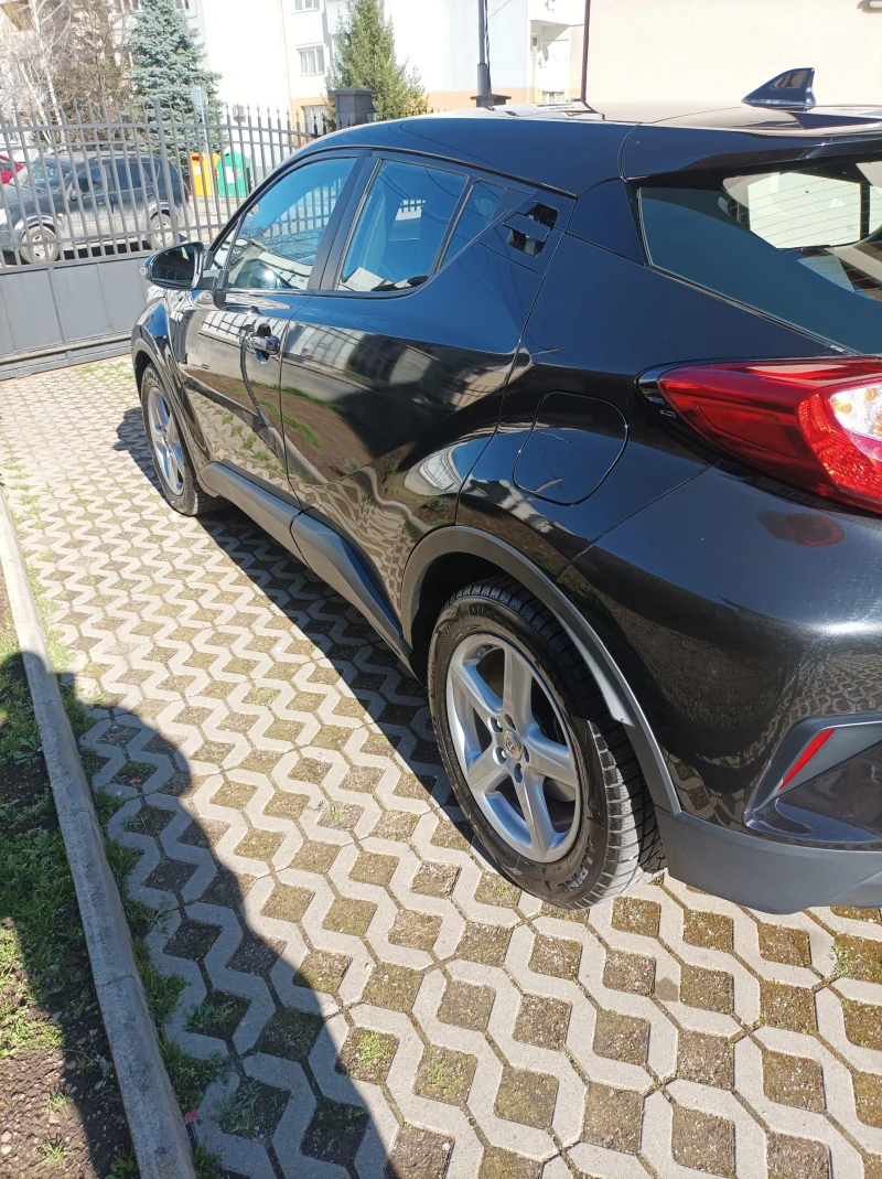 Toyota C-HR Hybrid , снимка 1 - Автомобили и джипове - 49574598