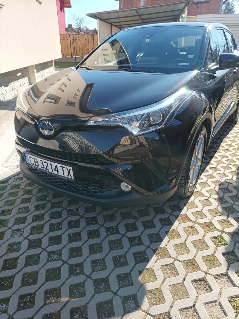 Toyota C-HR Hybrid , снимка 8 - Автомобили и джипове - 49574598