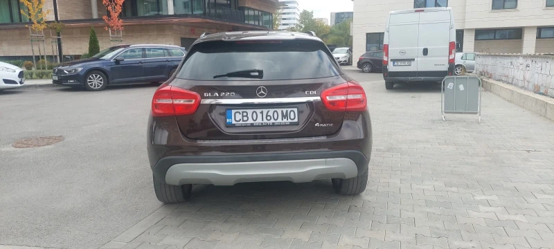 Mercedes-Benz GLA 220 4matic* Камера* Панорама* Ел теглич, снимка 6 - Автомобили и джипове - 51825723