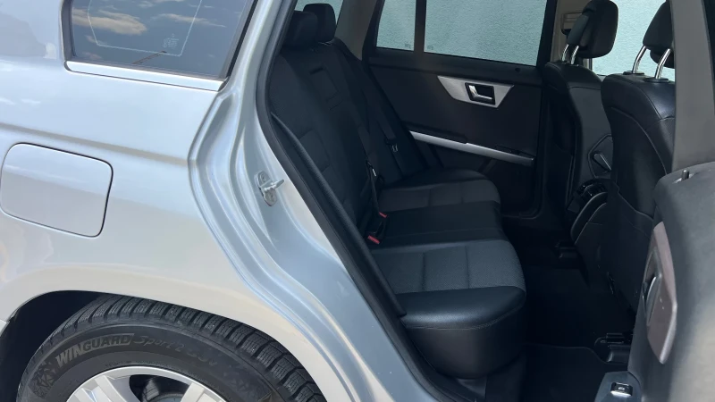 Mercedes-Benz GLK 220* //AMG* 4matic* TOP..!!* , снимка 17 - Автомобили и джипове - 51141930