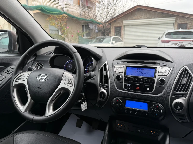 Hyundai IX35 2.0CRDI 136HP, снимка 11 - Автомобили и джипове - 52714033