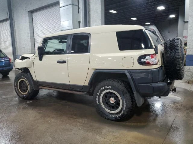 Toyota Fj cruiser, снимка 4 - Автомобили и джипове - 48463880