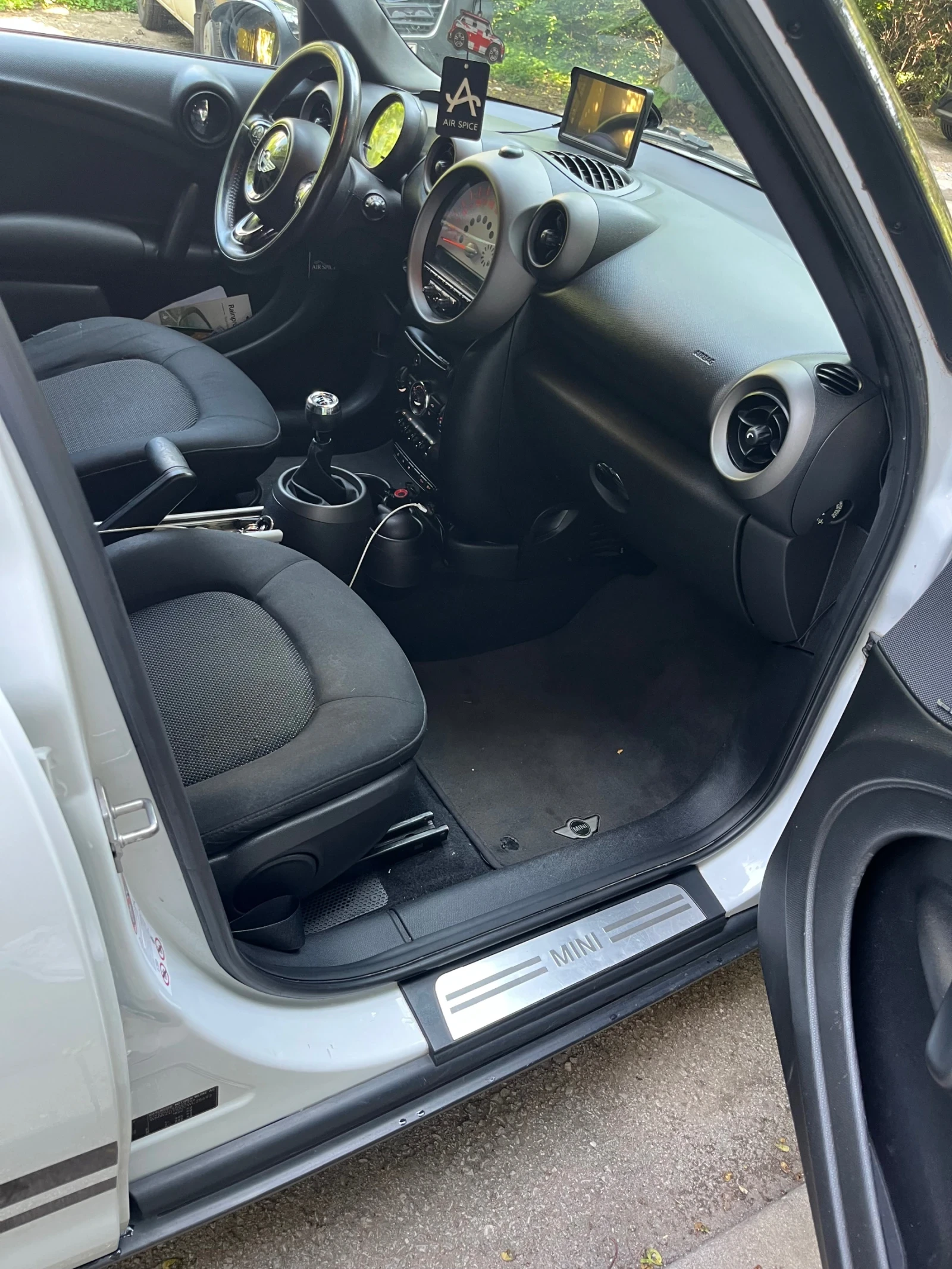 Mini Countryman 1, 6 D. 90h.p | Mobile.bg � ����������� 12