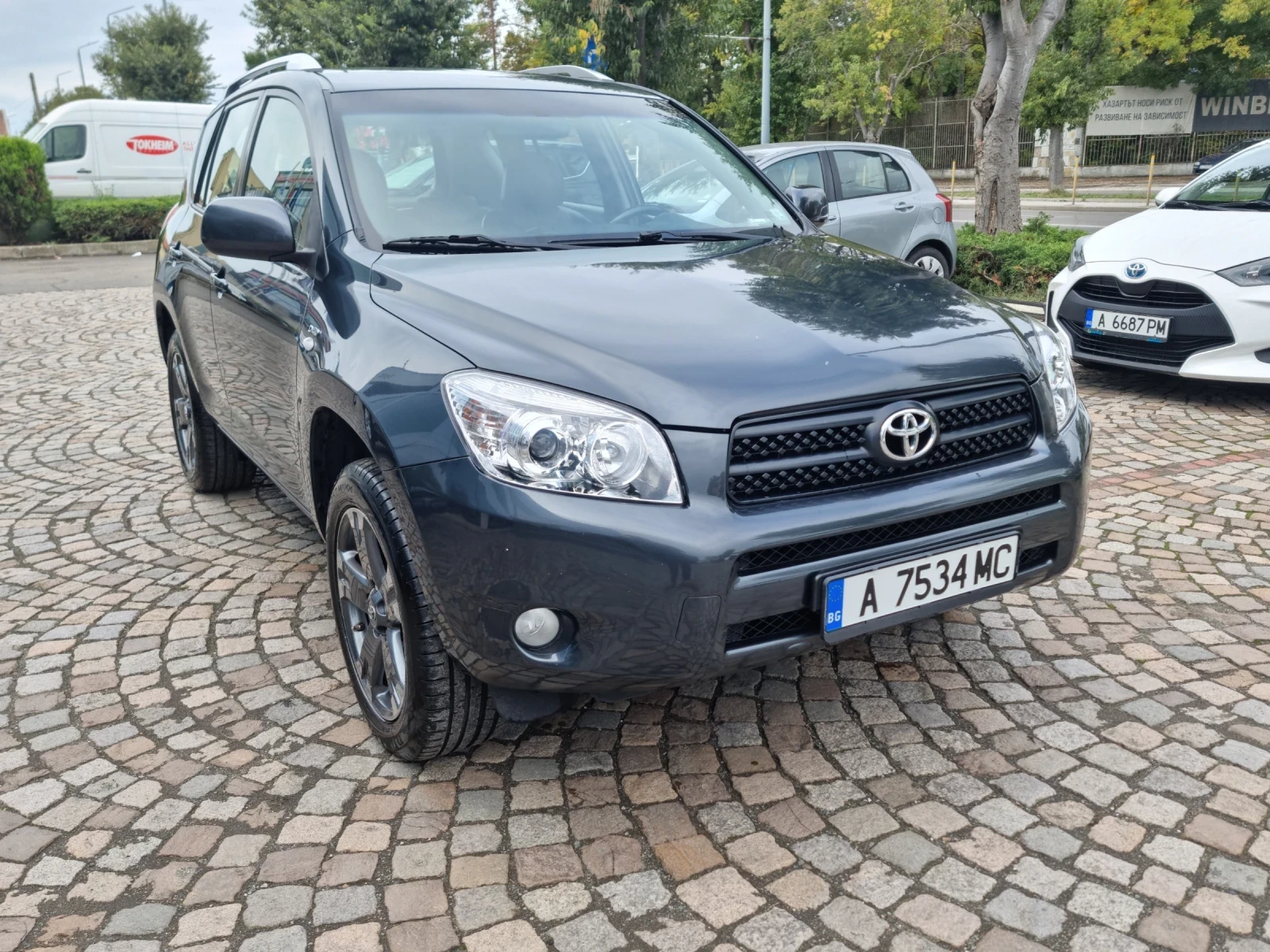 Toyota Rav4, снимка 10 - Автомобили и джипове - 54263403