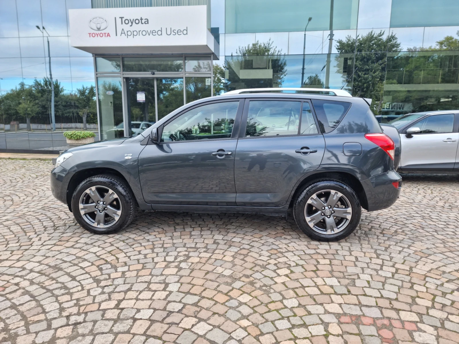 Toyota Rav4, снимка 5 - Автомобили и джипове - 54263403