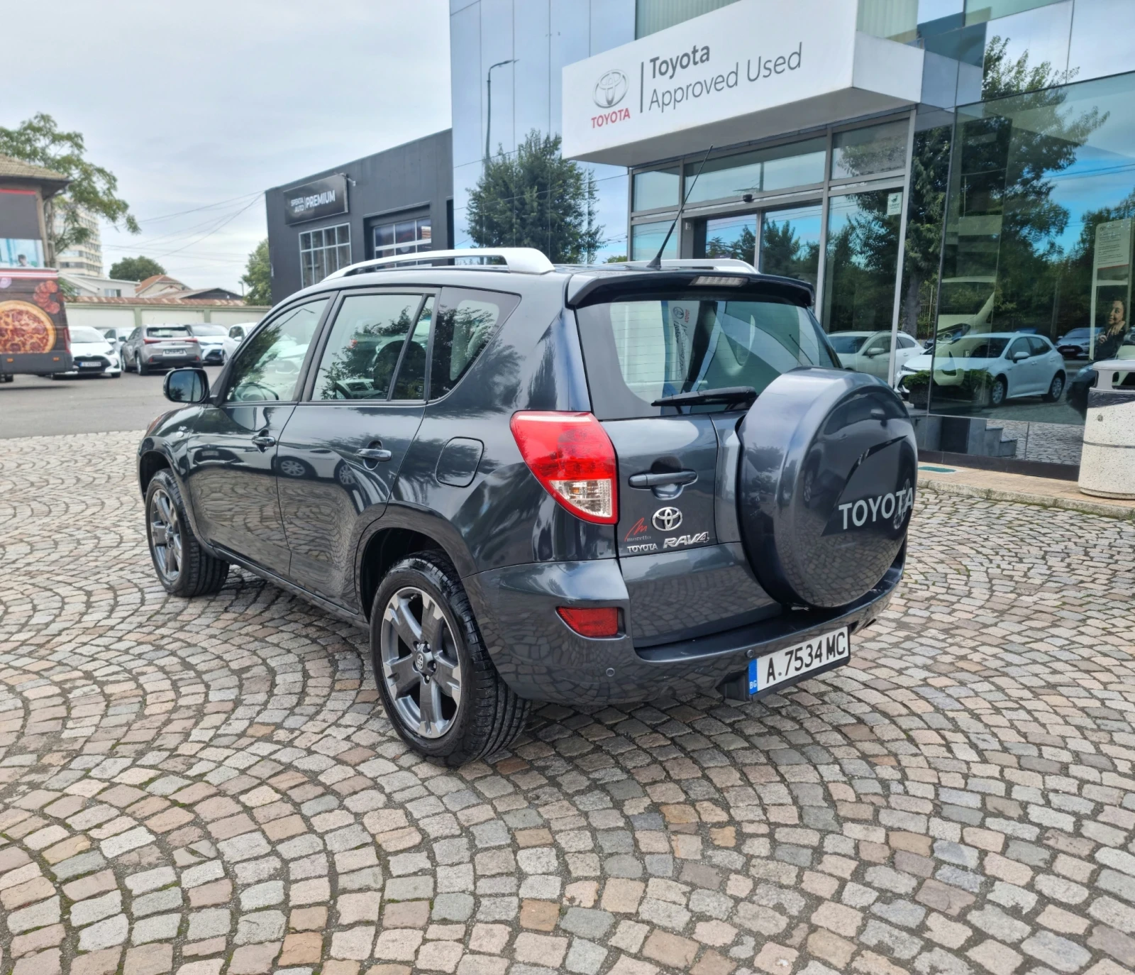 Toyota Rav4, снимка 12 - Автомобили и джипове - 54263403