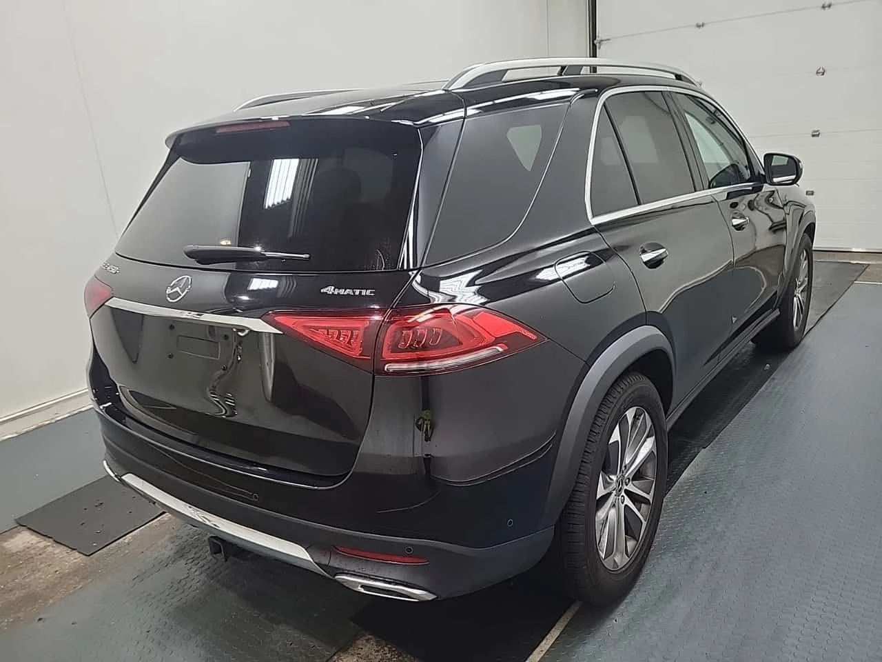 Mercedes-Benz GLE 450 | 360| DISTRONIC| BURMESTER| PANO| ПОДГРЕВИ| CARFX, снимка 3 - Автомобили и джипове - 54827029
