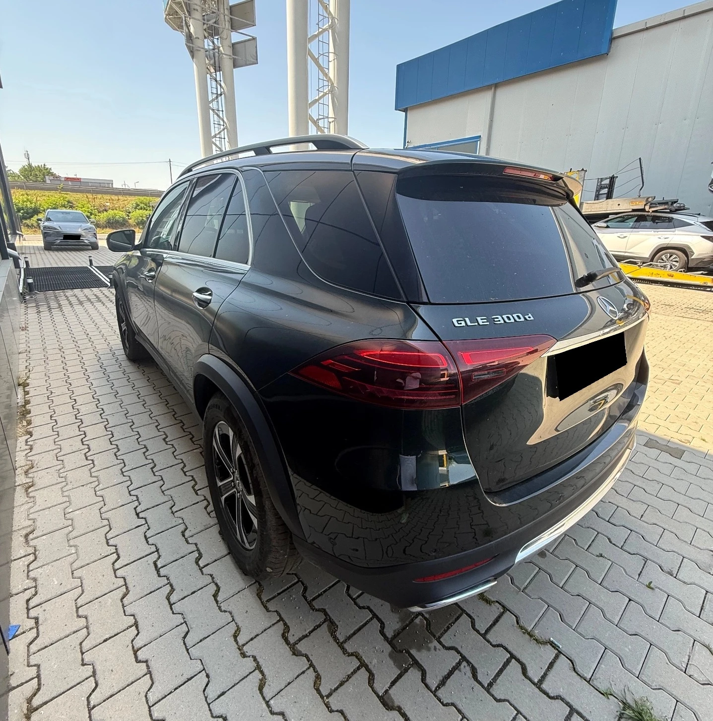 Mercedes-Benz GLE 300 d 4MATIC, снимка 3 - Автомобили и джипове - 54912462