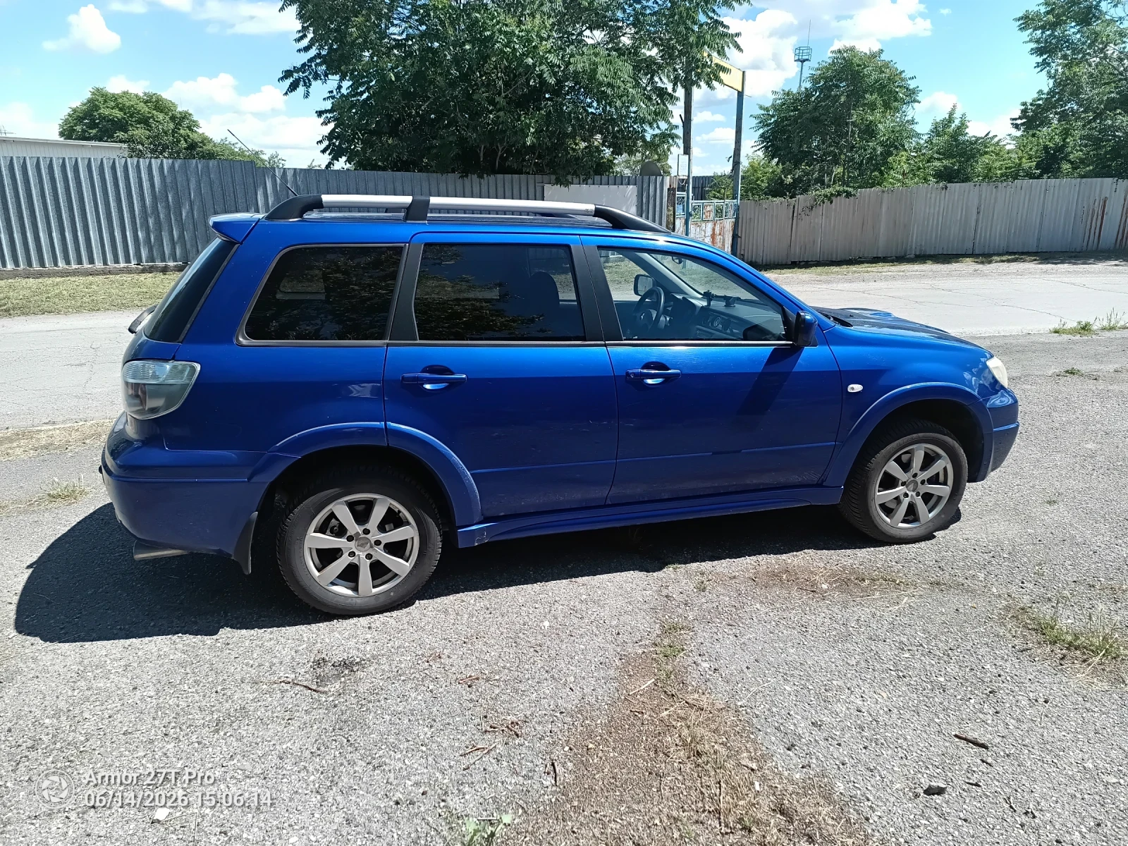 Mitsubishi Outlander, снимка 4 - Автомобили и джипове - 55164711