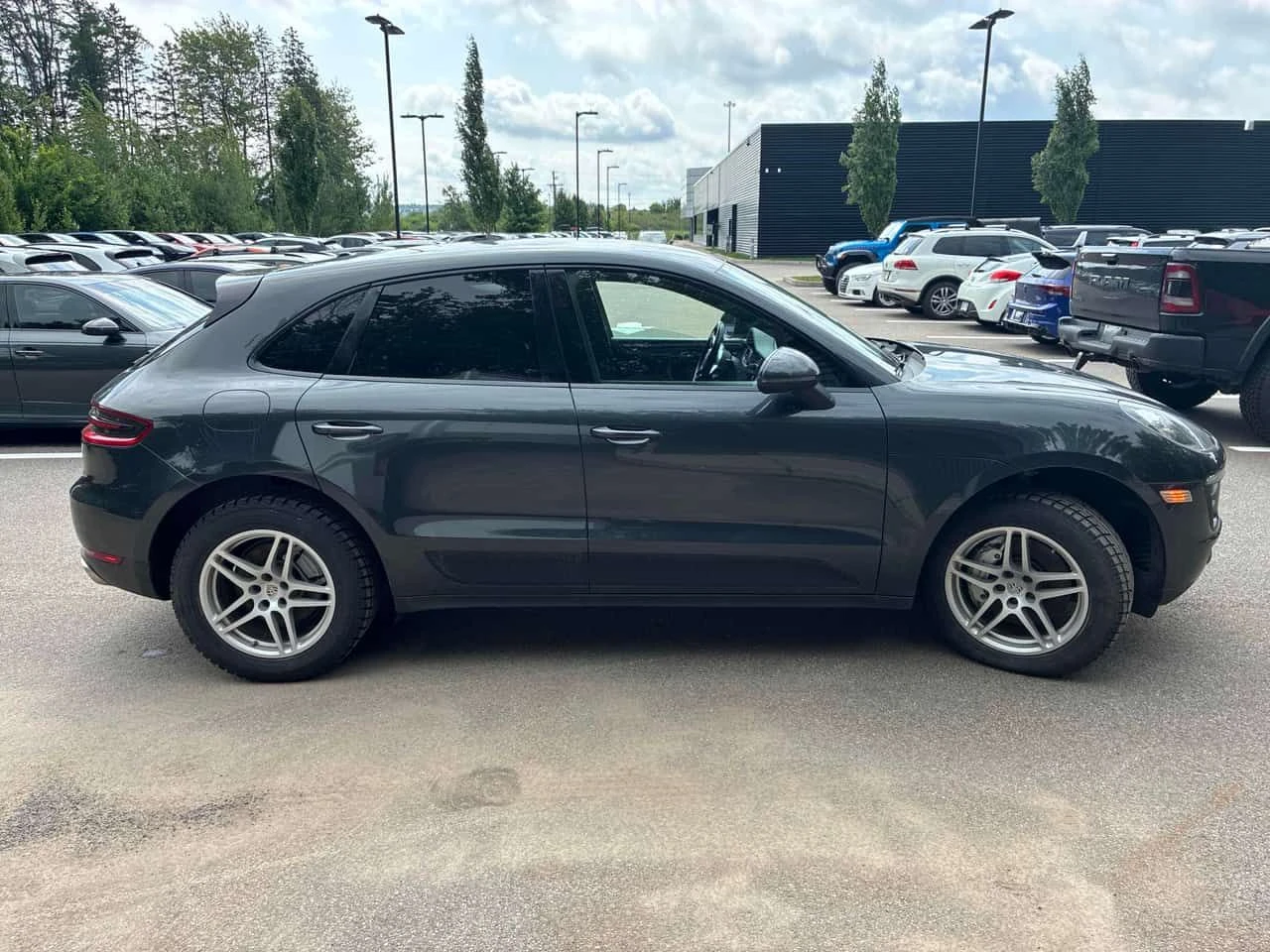 Porsche Macan S | ПОДГРЕВ | СЛЕДЕНЕ НА ЛЕНТИТЕ | CARFAX |  , снимка 3 - Автомобили и джипове - 55537687