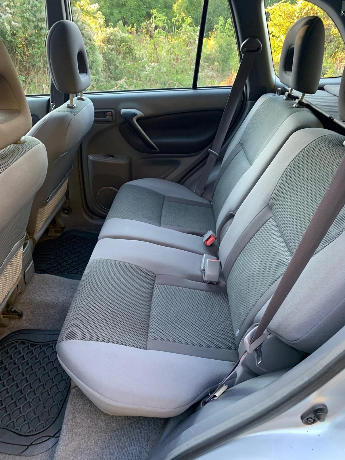 Toyota Rav4, снимка 11 - Автомобили и джипове - 55948374