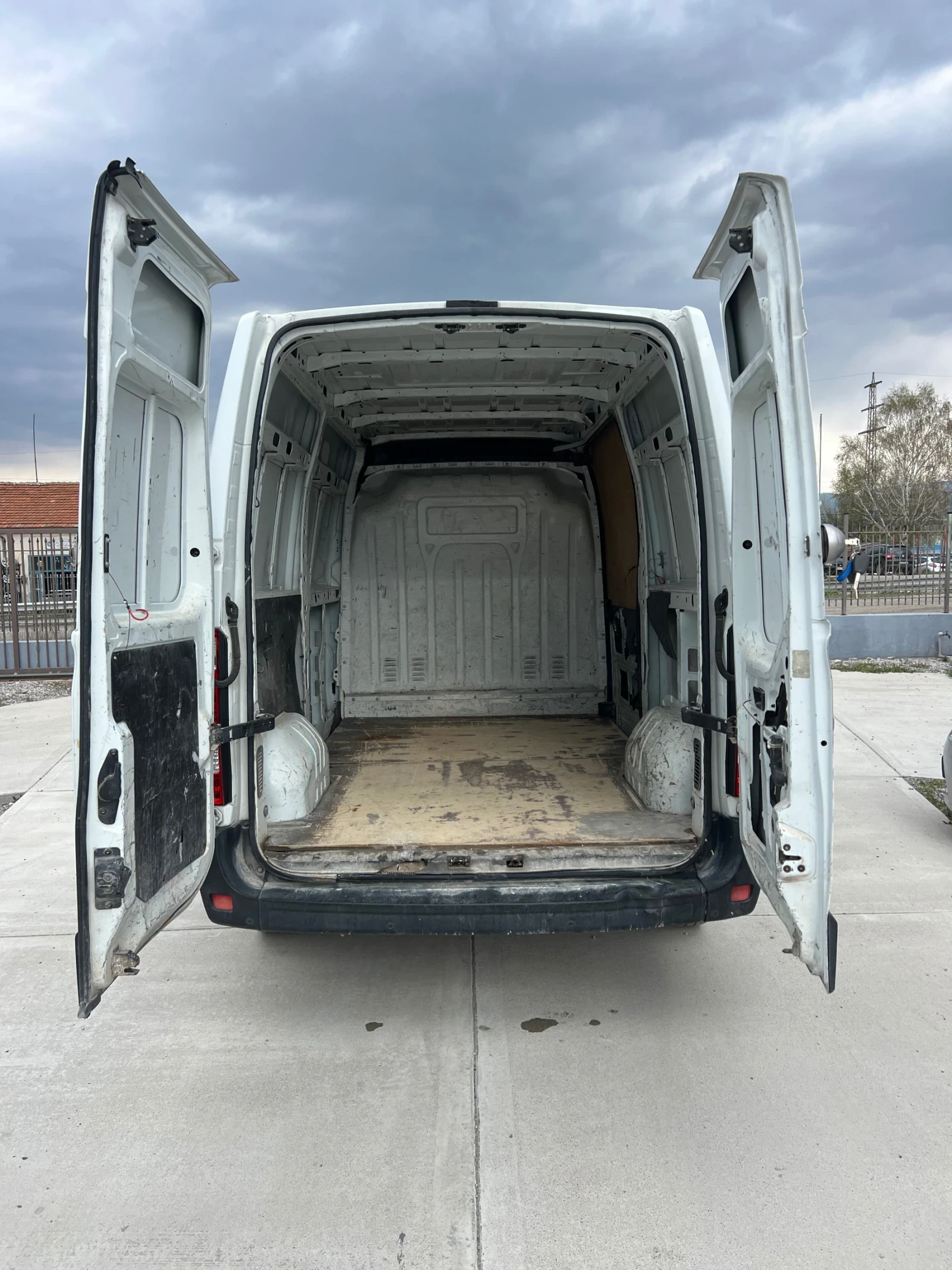 Renault Master 2.3dci  - изображение 6