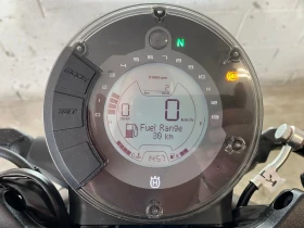 Husqvarna Vitpilen 401 Чисто нов неизползван!, снимка 11