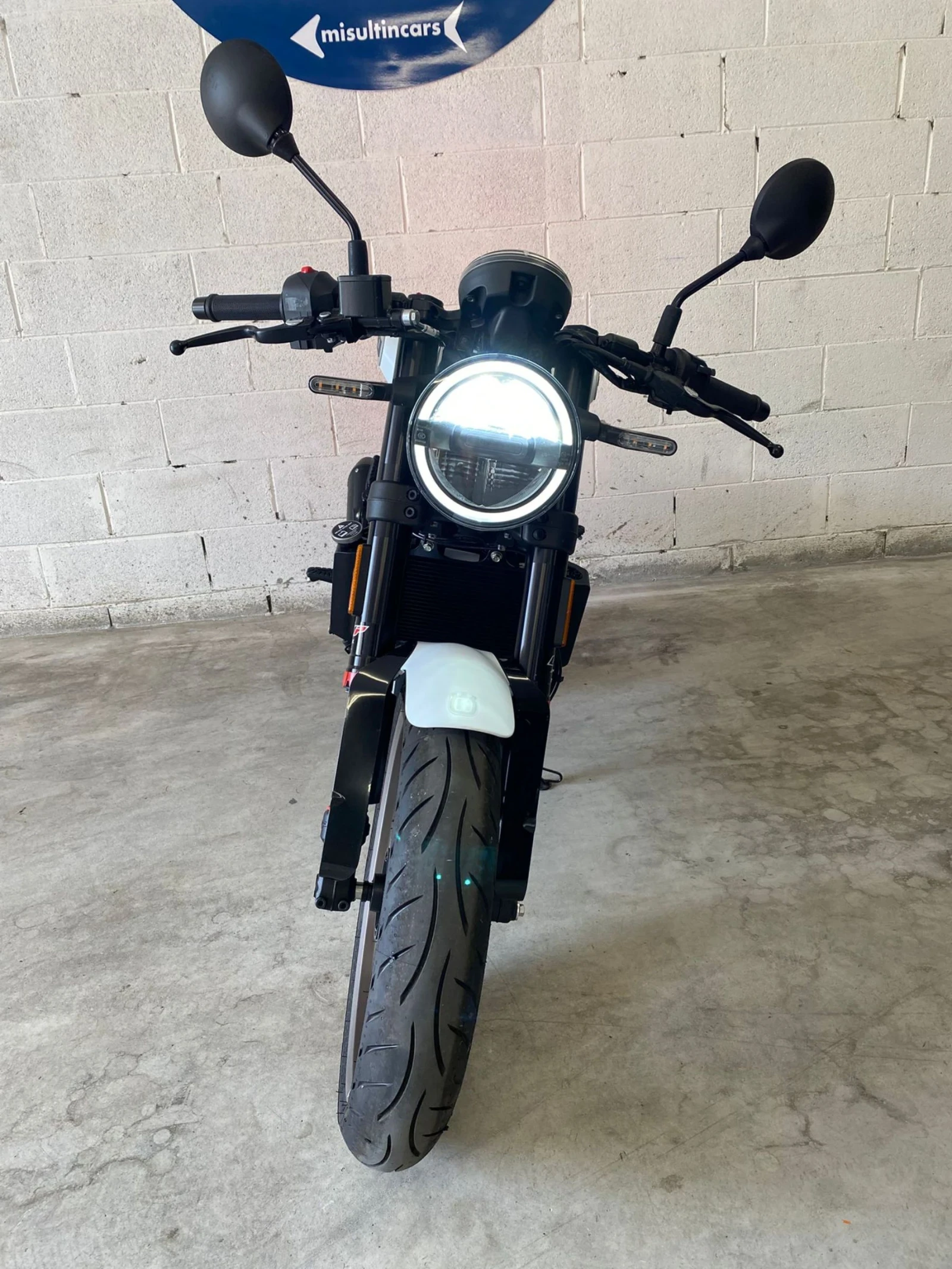 Husqvarna Vitpilen 401 Чисто нов неизползван! - изображение 5