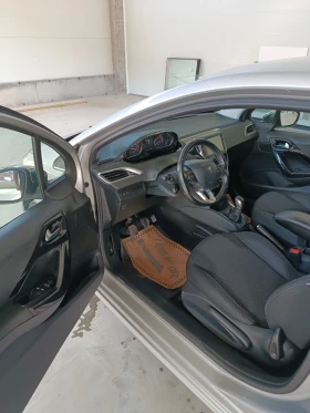 Peugeot 208 1600 Blue HDI, снимка 9