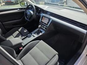 VW Passat Топ състояние лизинг , снимка 16