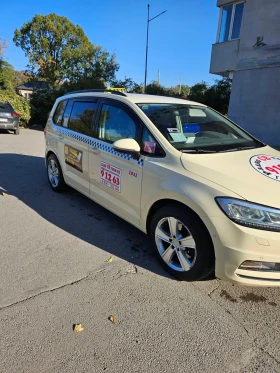 VW Touran 2.0 D, снимка 2