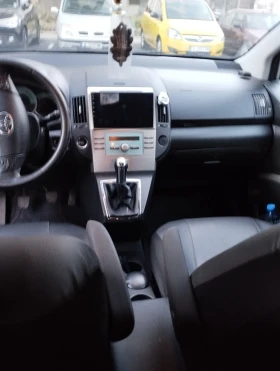 Toyota Corolla verso, снимка 8