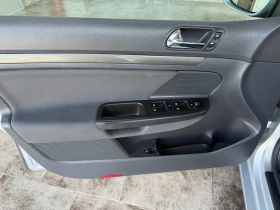 VW Golf 1.6i  - 3100 € / 6063.07 лв. - 58454397 15