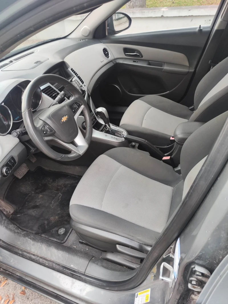 Chevrolet Cruze 2.0 dci 150hp LT, снимка 10 - Автомобили и джипове - 47056010