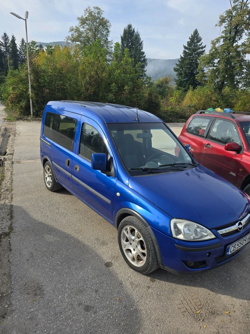 Opel Combo Газ\Бензин, снимка 2 - Автомобили и джипове - 47576762