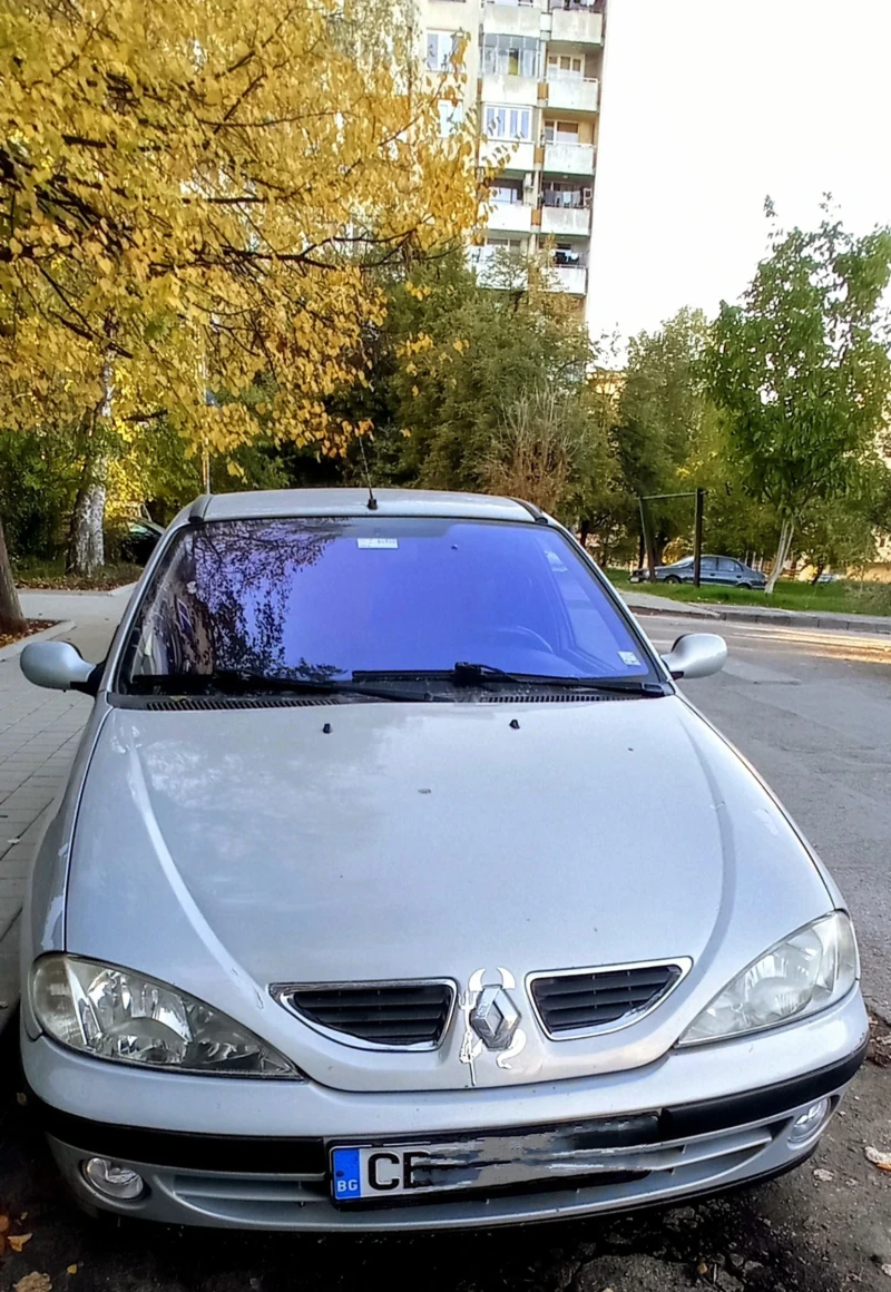 Renault Megane * LPG* FACELIFT* , снимка 1 - Автомобили и джипове - 47668174