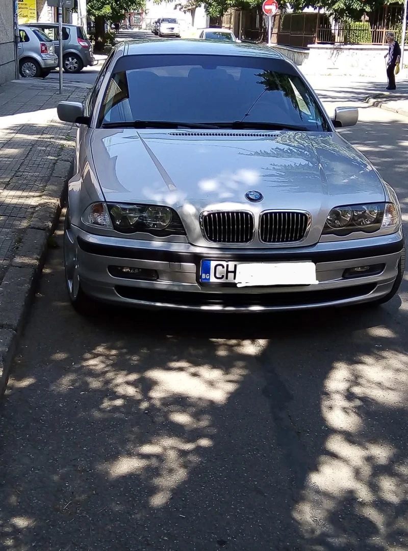 BMW 320, снимка 1 - Автомобили и джипове - 48725941