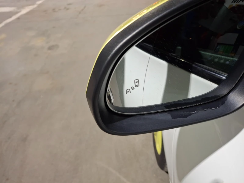 Opel Adam, снимка 5 - Автомобили и джипове - 49427021