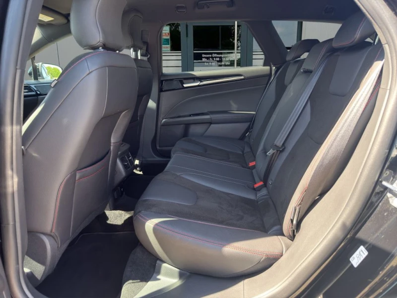 Ford Mondeo TURNIER/2.0/150HP/ST-LINE/ECOBLUE/CAM/PARKASS/213f, снимка 15 - Автомобили и джипове - 50726991